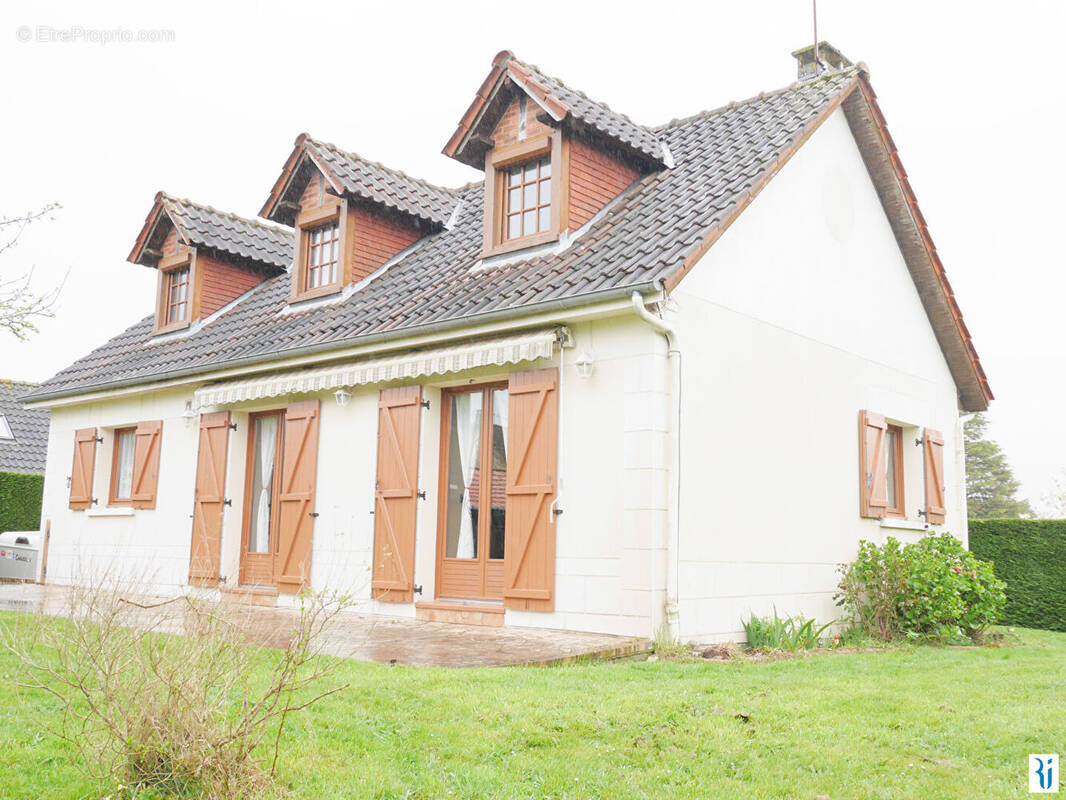 Maison à PAVILLY