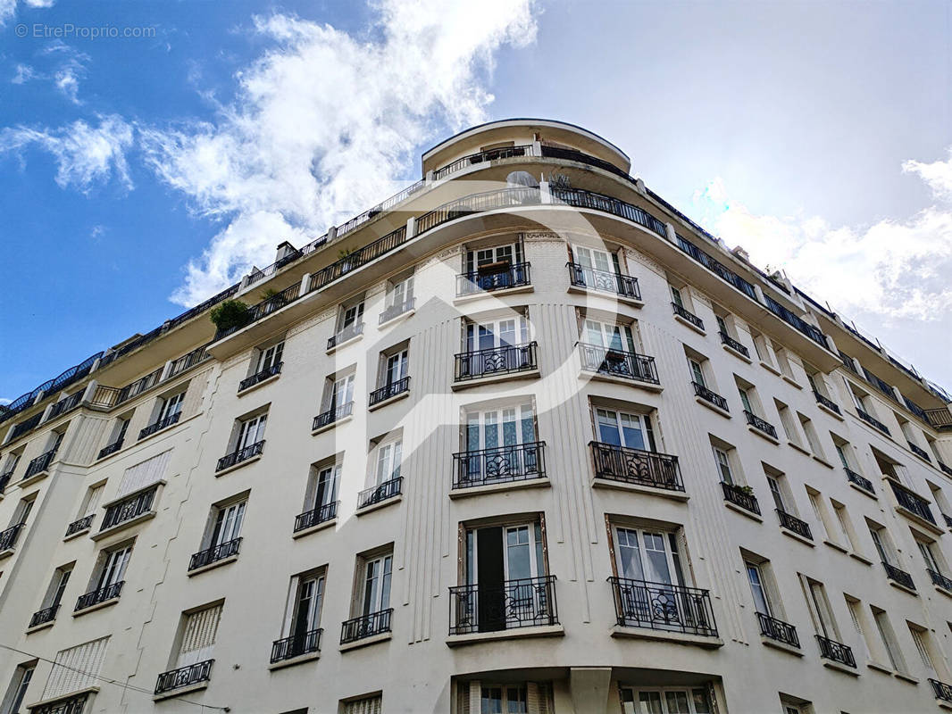 Appartement à COLOMBES