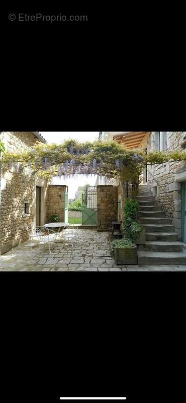 Maison à CHAUVIGNY