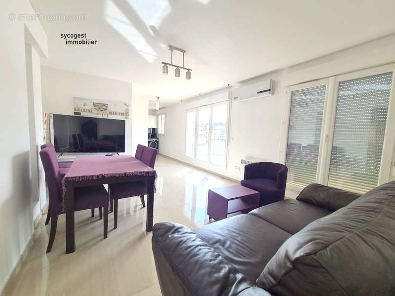 Appartement à ROSNY-SOUS-BOIS