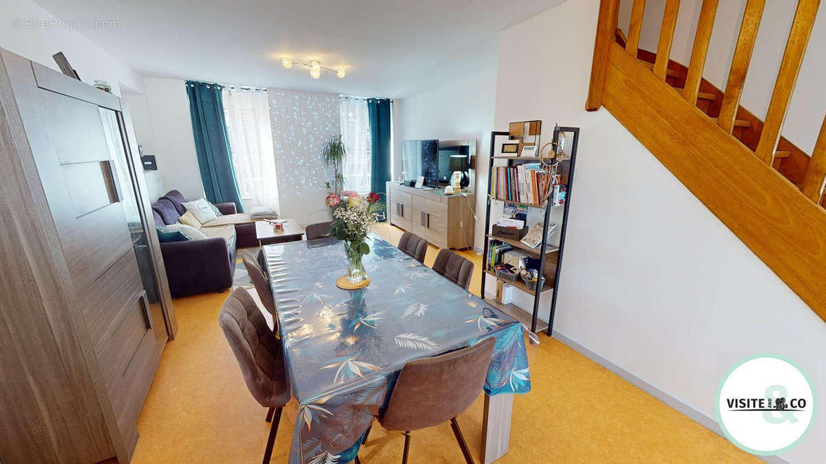 Appartement à CONDE-SUR-NOIREAU