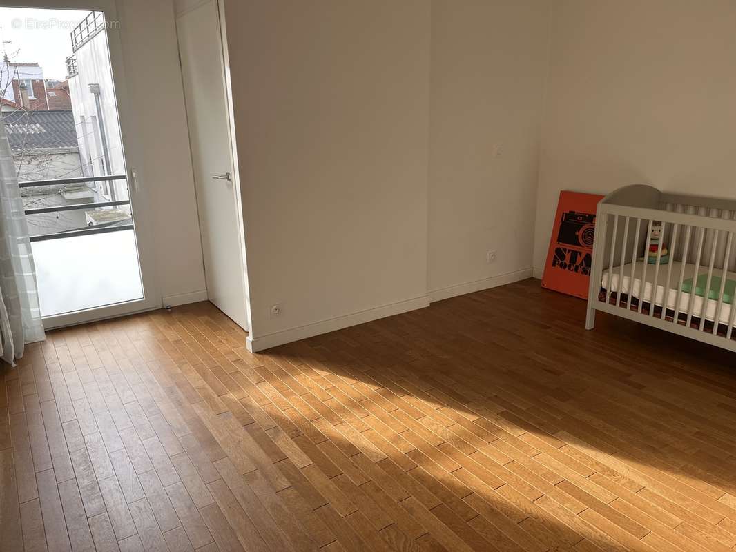 Appartement à BOIS-COLOMBES