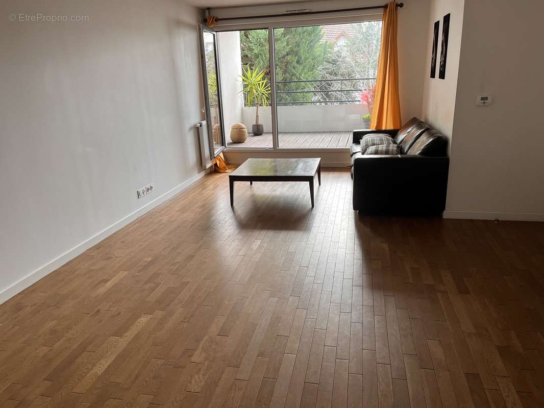 Appartement à BOIS-COLOMBES