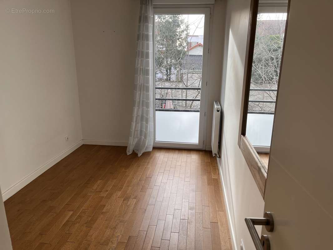 Appartement à BOIS-COLOMBES