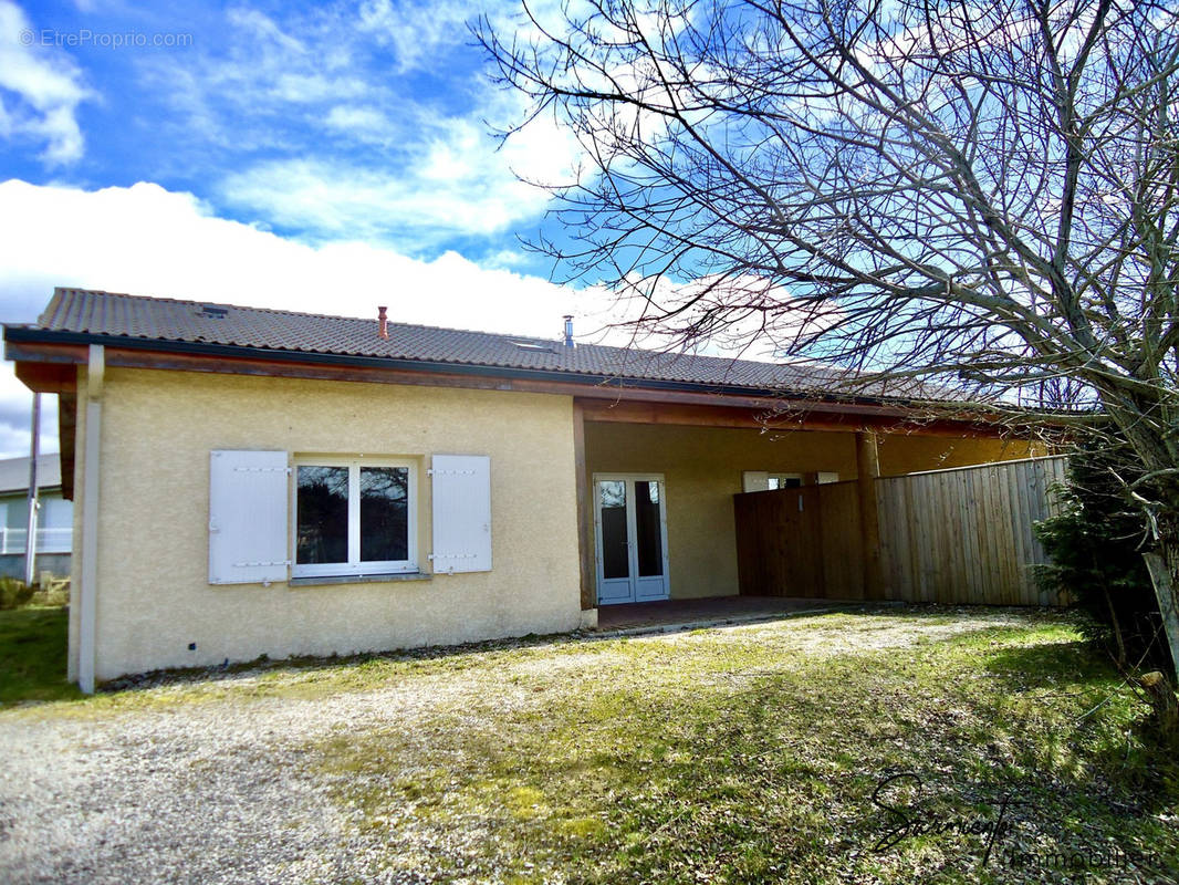 Maison à LE CHAMBON-SUR-LIGNON