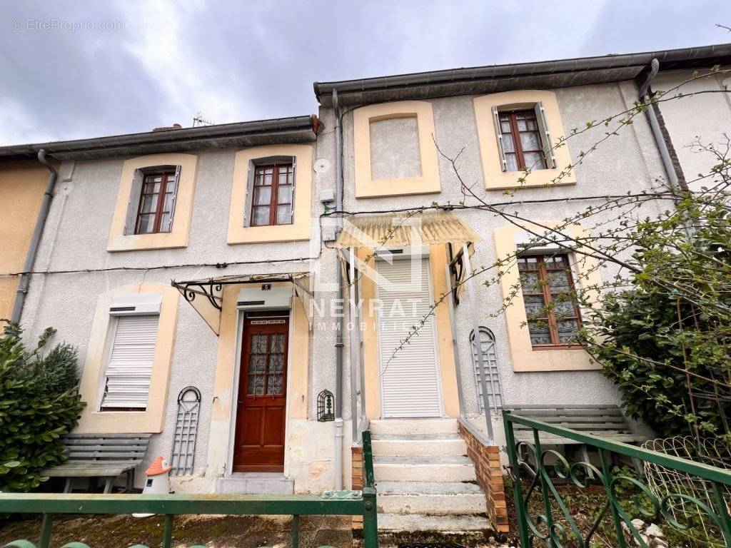 Maison à EPINAC