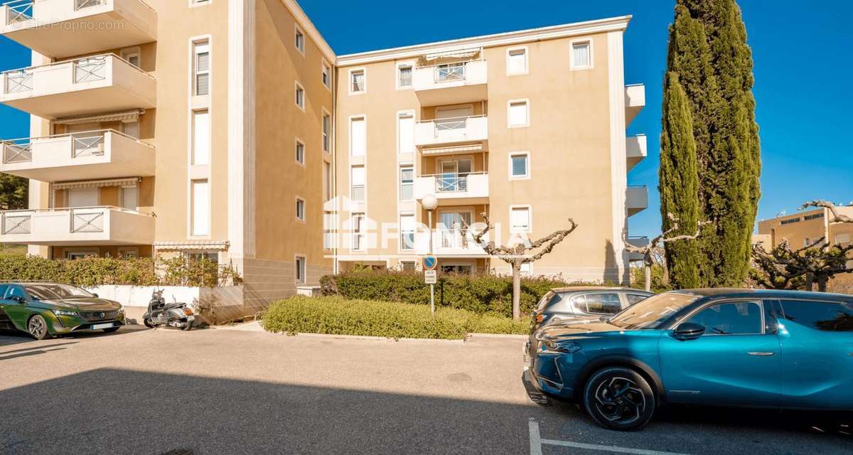 Appartement à HYERES