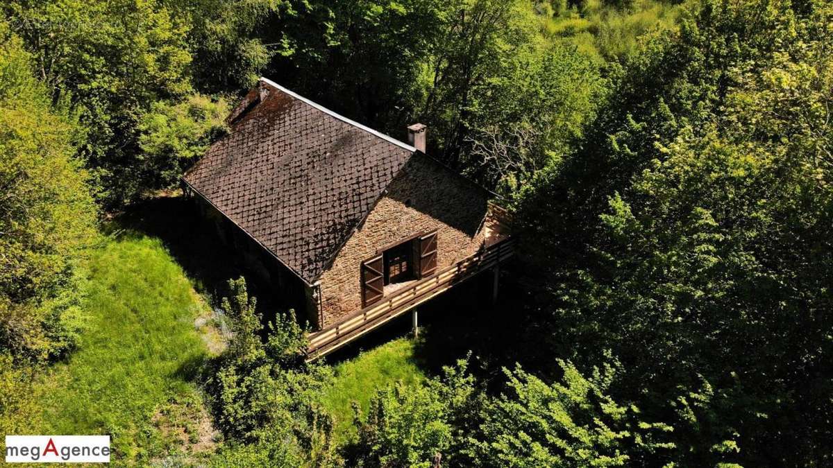 Maison à SAINT-CLEMENT