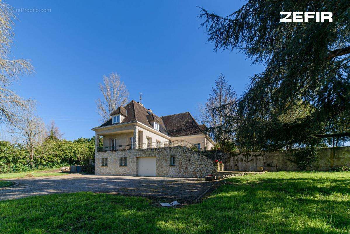 Maison à SAINTE-LIVRADE-SUR-LOT