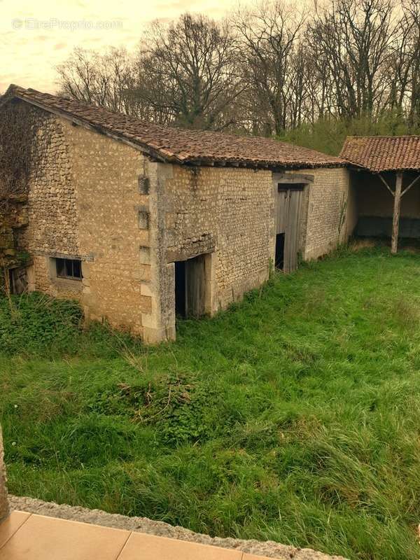 Maison à BLANZAC-PORCHERESSE