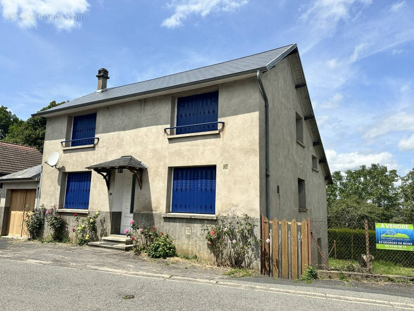 Maison à SAINT-GEORGES-DE-MONS