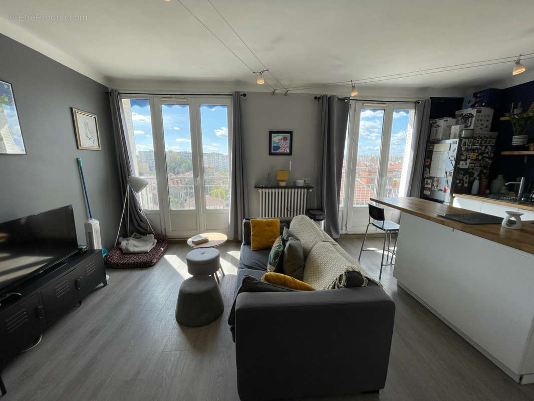 Appartement à VILLEURBANNE