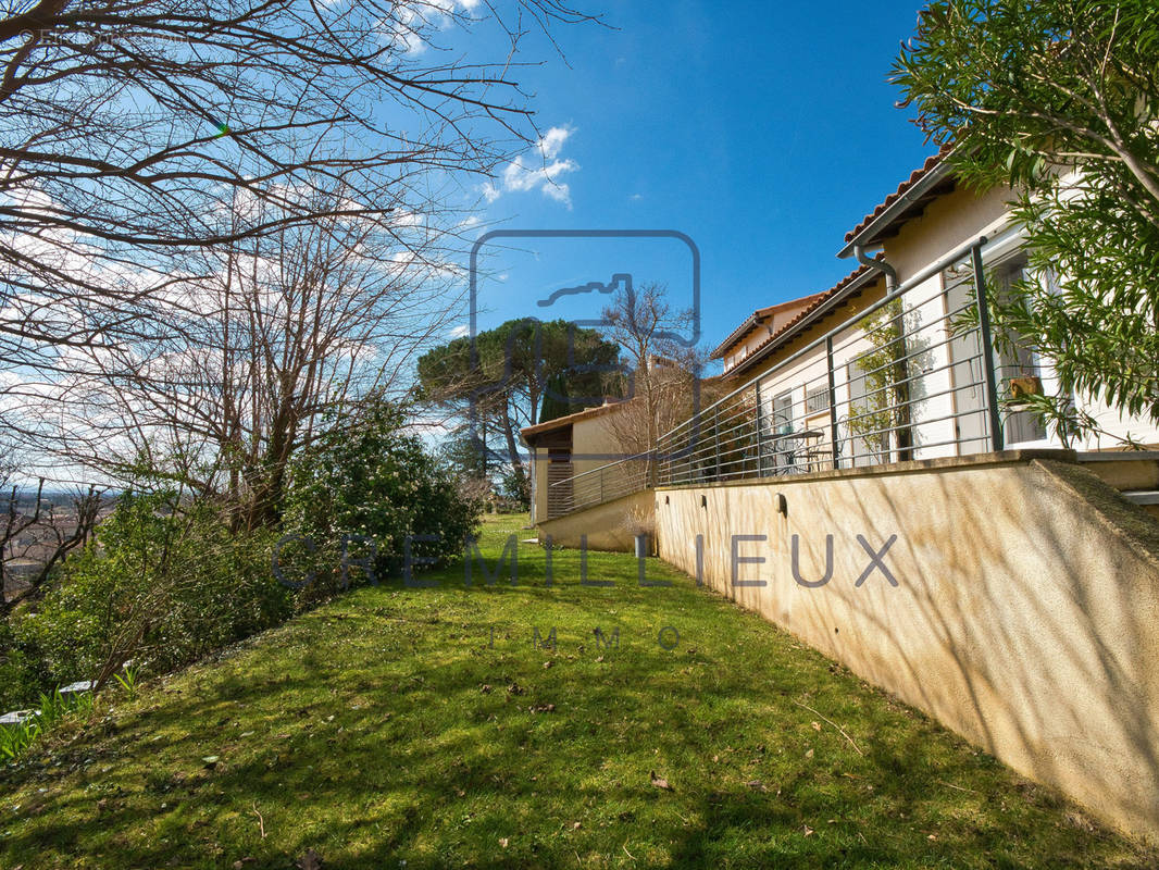 Maison à SAINT-MARCEL-LES-VALENCE