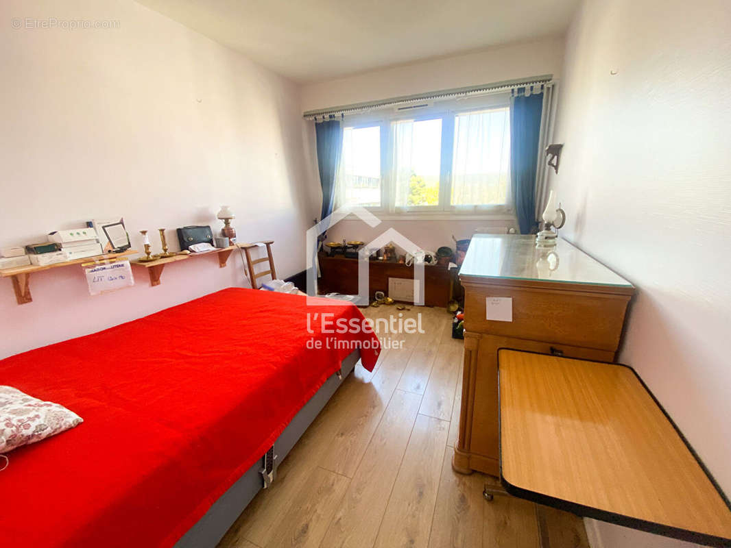 Appartement à VERNEUIL-SUR-SEINE