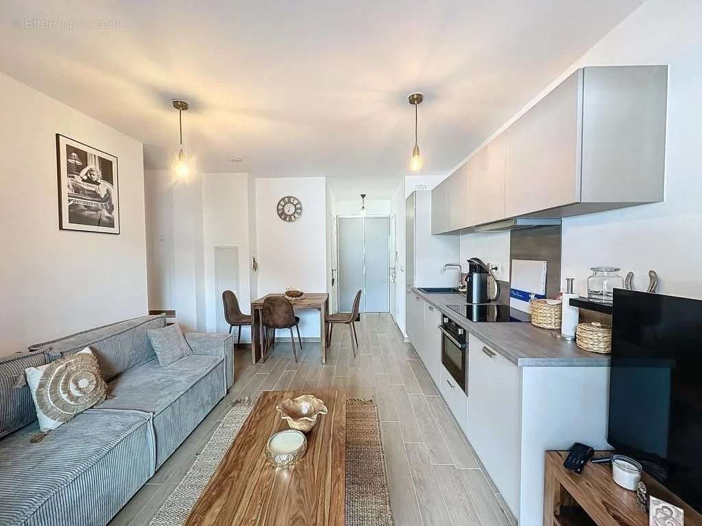 Appartement à SAINT-ETIENNE-DE-TINEE