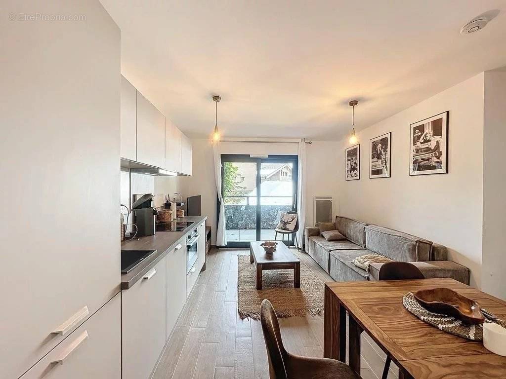 Appartement à SAINT-ETIENNE-DE-TINEE