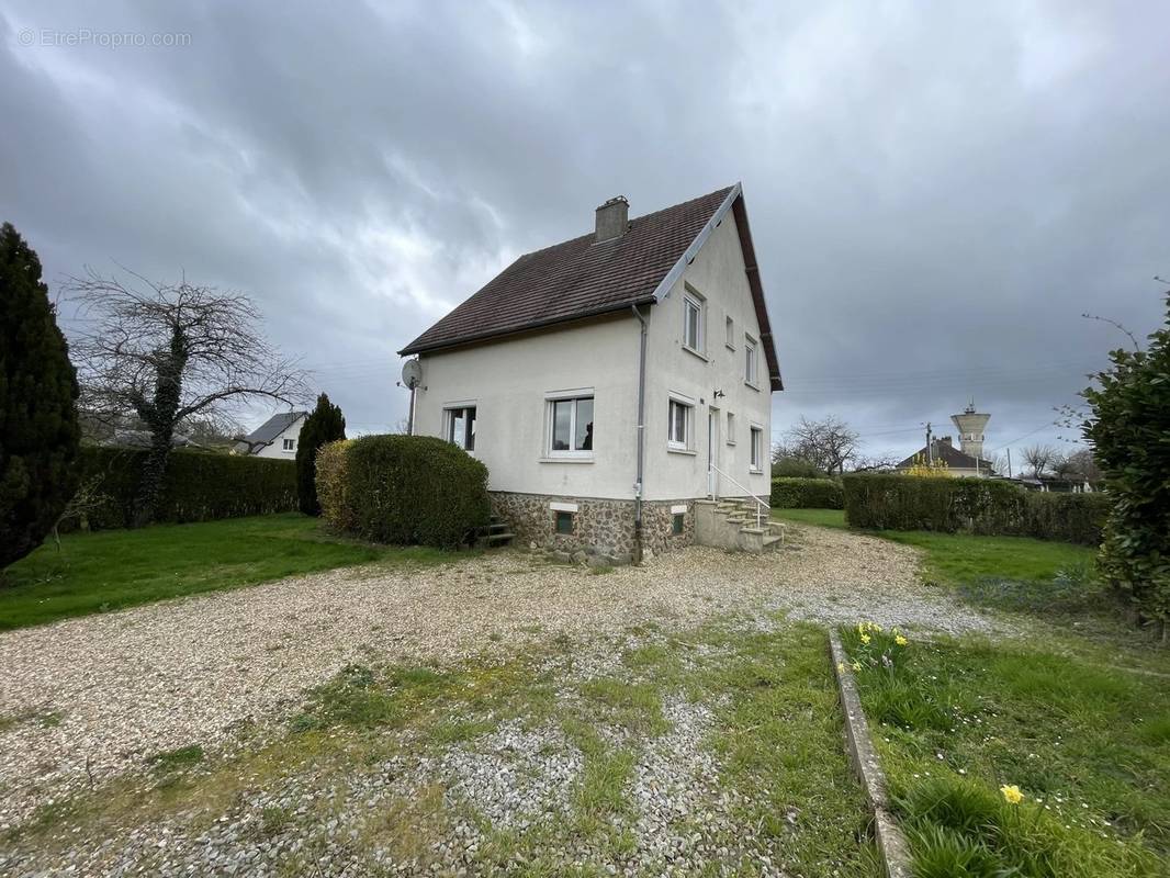 Maison à BEAUMONT-LE-ROGER