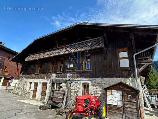 Appartement à ARACHES-LA-FRASSE