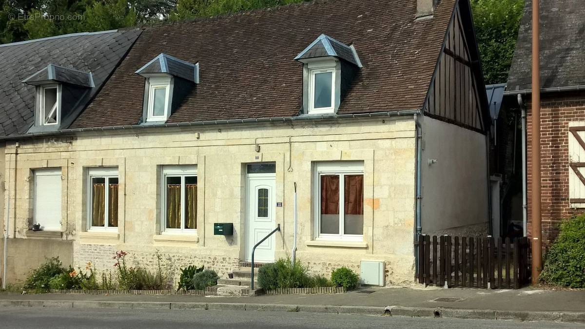 Maison à NASSANDRES