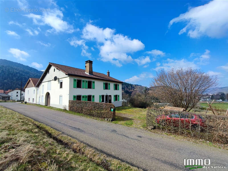 Maison à SAINT-MAURICE-SUR-MOSELLE