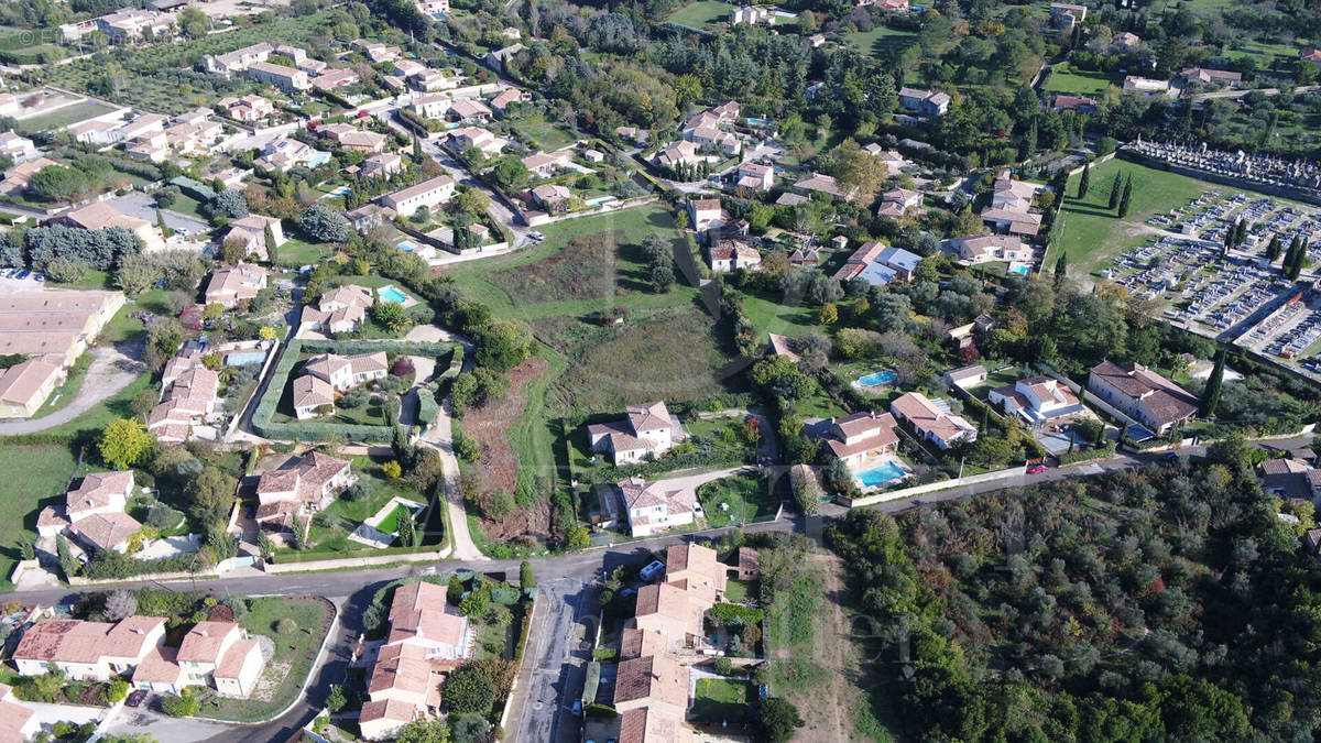 Terrain à UZES