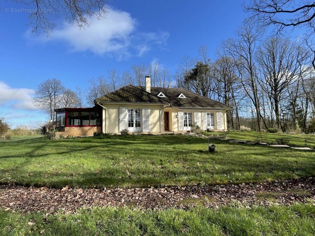 Maison à SARGE-LES-LE-MANS