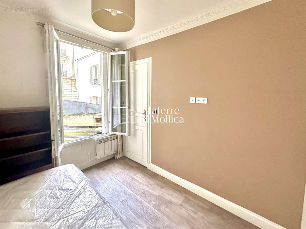 Appartement à PARIS-6E