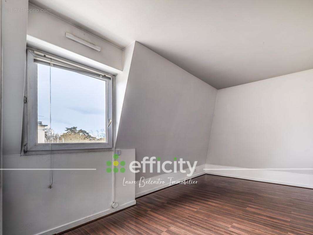 Appartement à NOGENT-SUR-MARNE