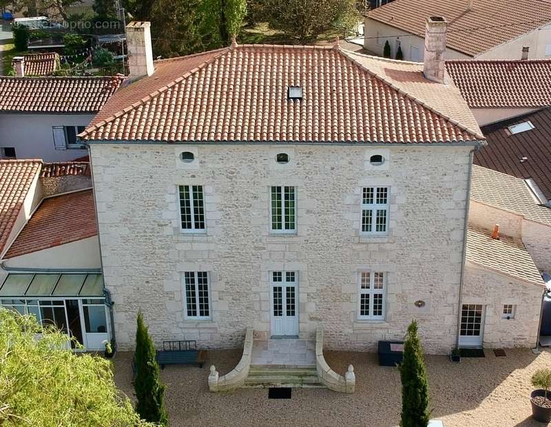 Maison à ROCHEFORT