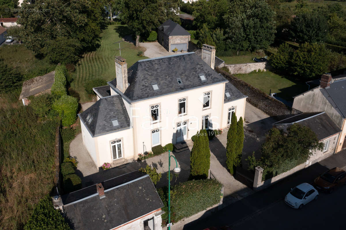 Maison à CERISY-LA-FORET