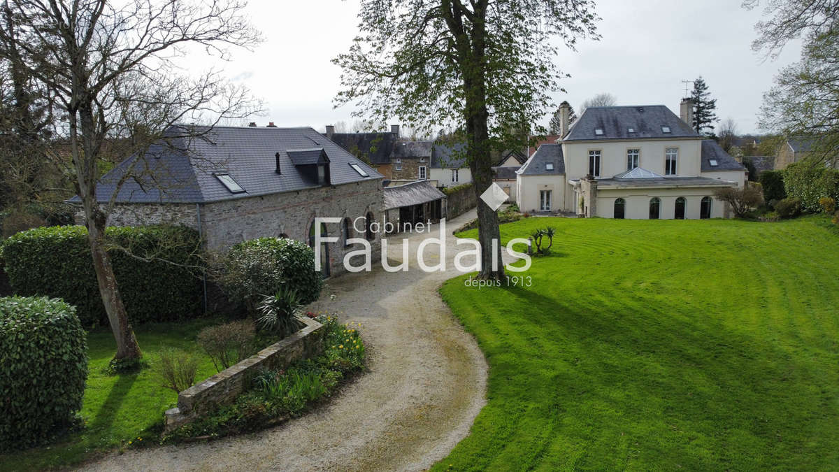 Maison à CERISY-LA-FORET