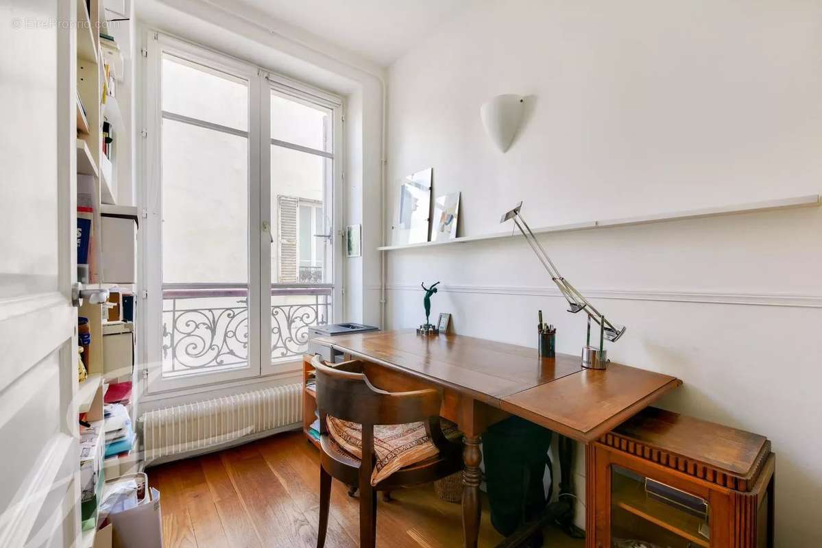 Appartement à PARIS-12E