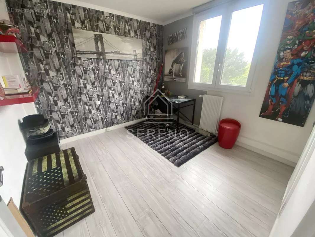 Appartement à ROSNY-SOUS-BOIS