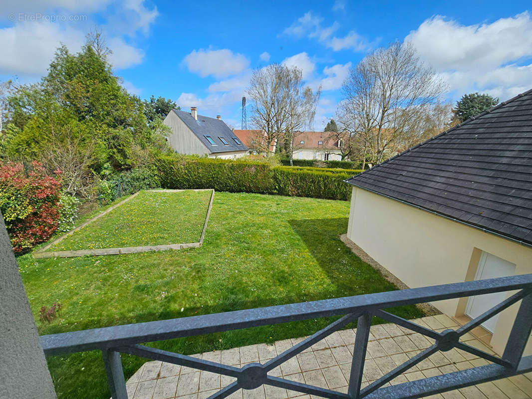 Maison à SAINT-REMY-LES-CHEVREUSE