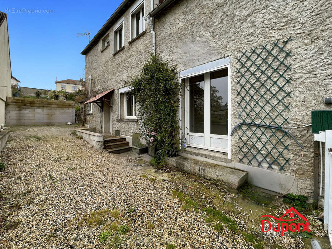 Maison à SAINT-QUENTIN