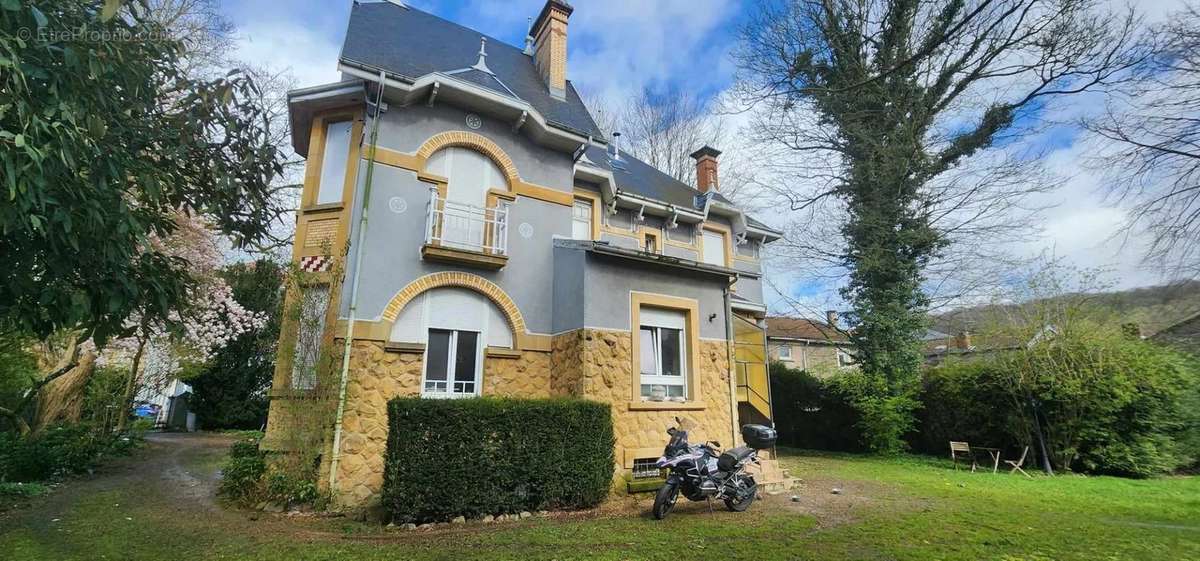 Maison à LONGUYON