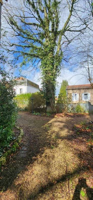 Maison à LONGUYON