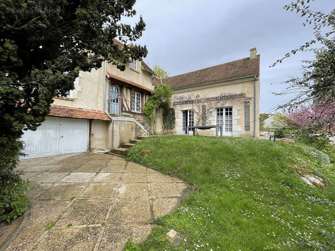 Maison à VAUX-SUR-SEINE