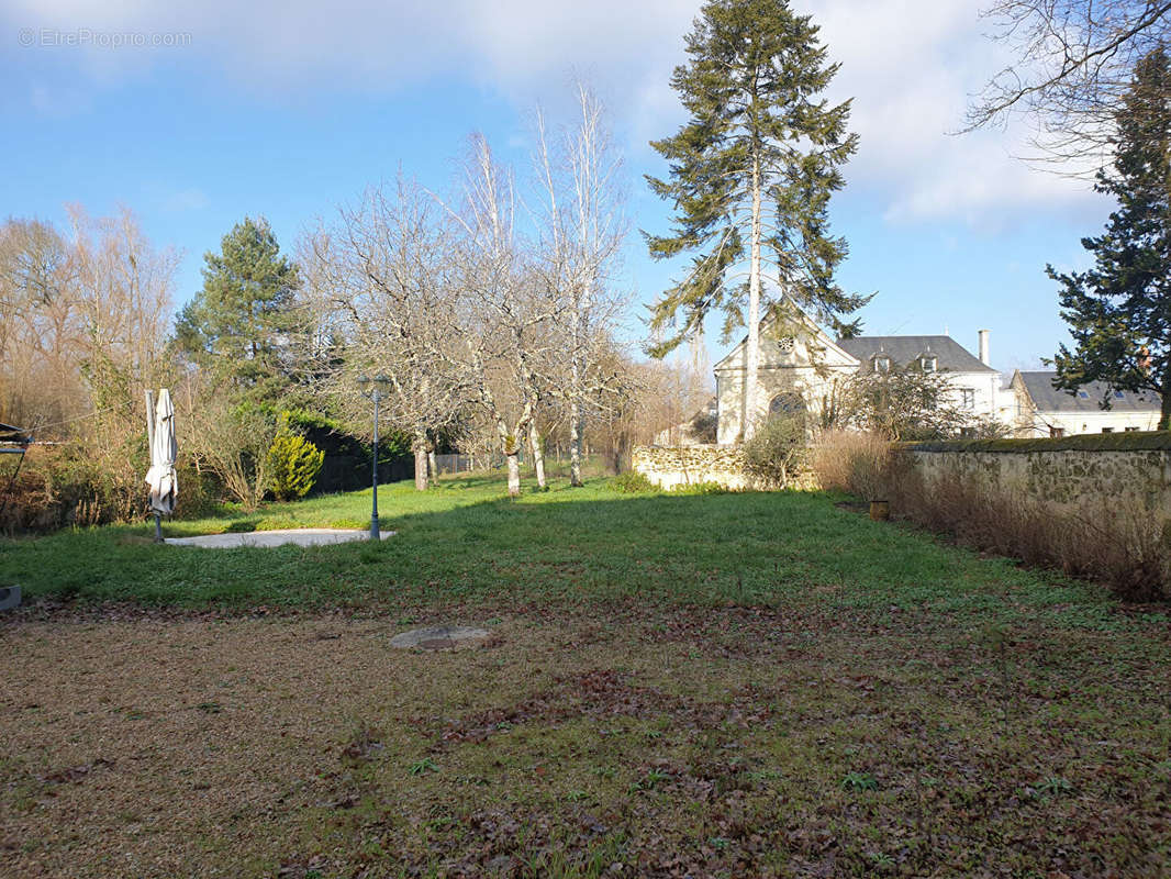 Maison à LA CHAPELLE-SUR-LOIRE