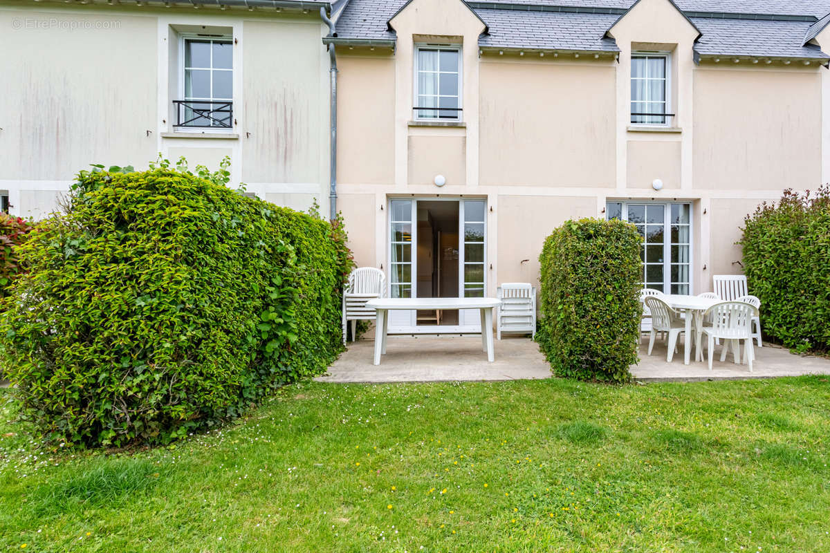 Maison à PORT-EN-BESSIN-HUPPAIN