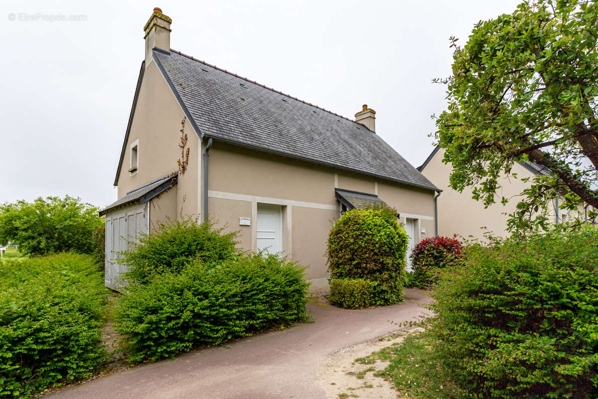 Maison à PORT-EN-BESSIN-HUPPAIN