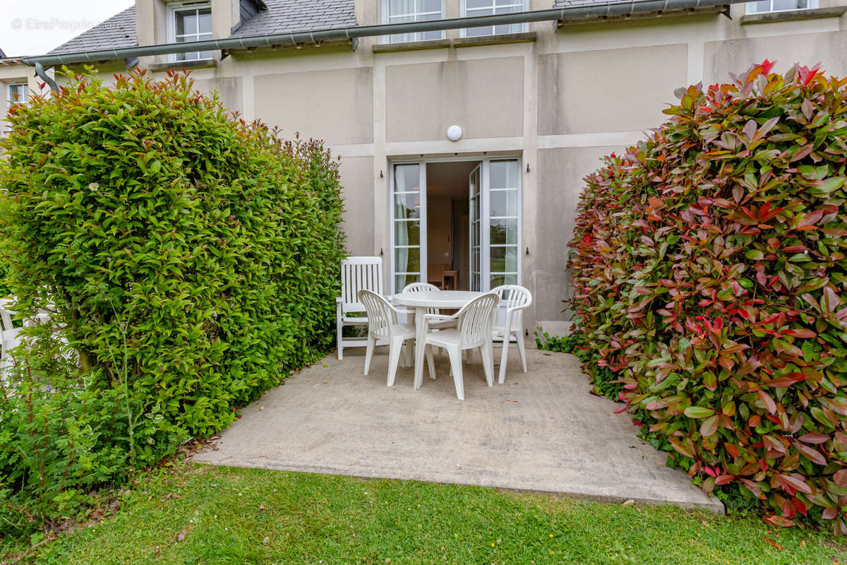 Maison à PORT-EN-BESSIN-HUPPAIN