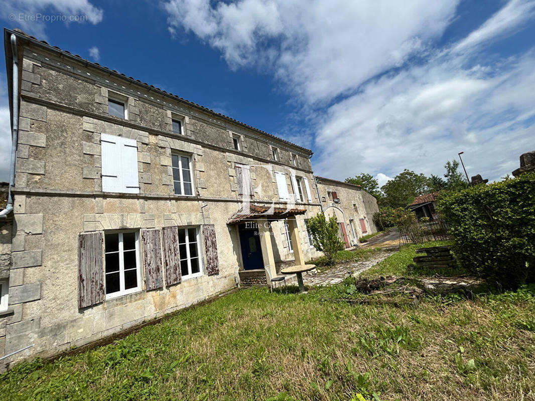 Maison à VERDILLE