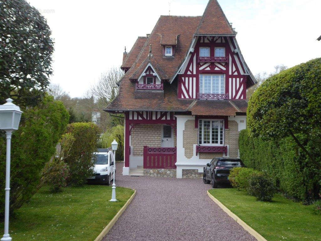 Maison à LISIEUX