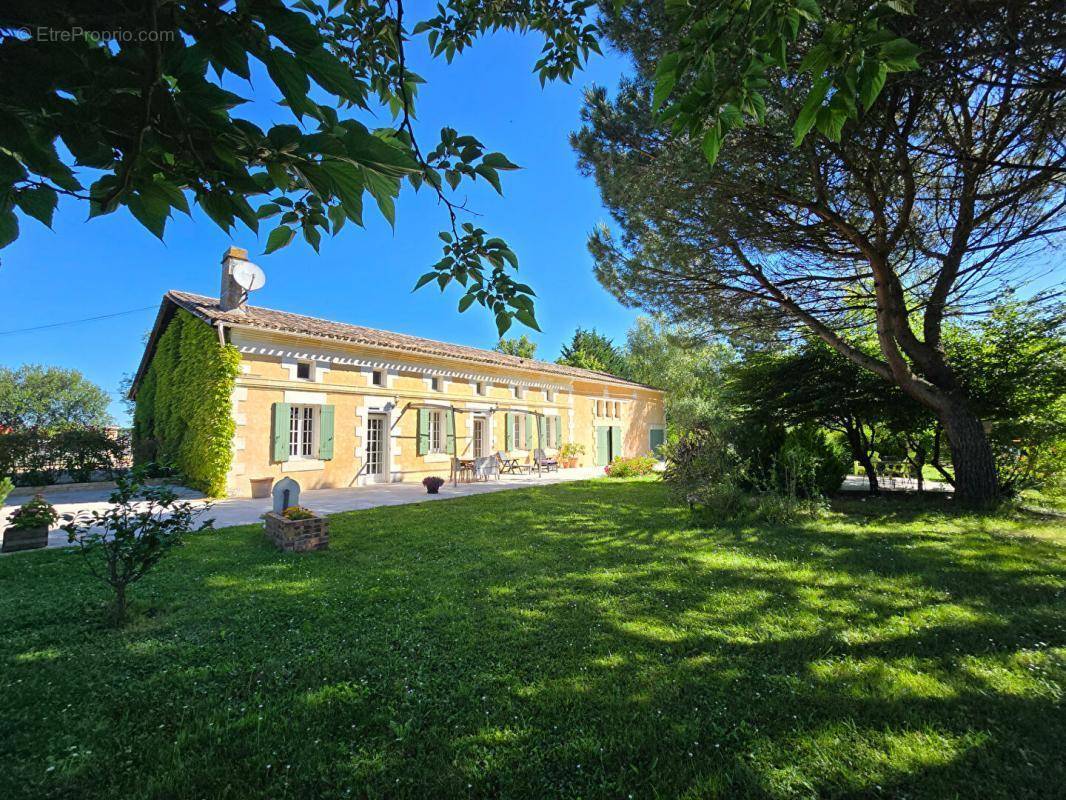 Maison à SAINT-SEURIN-SUR-L&#039;ISLE