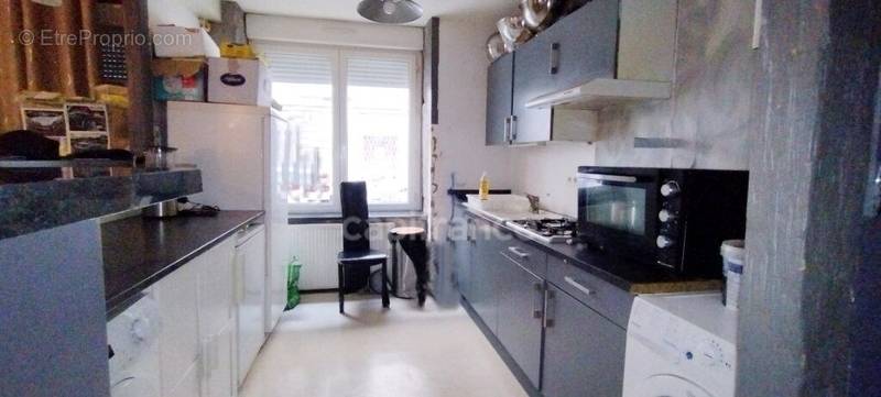 Appartement à SAINT-ETIENNE