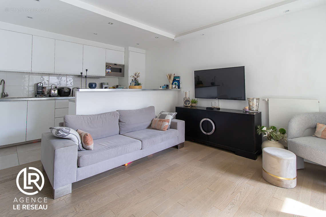 Appartement à LEVALLOIS-PERRET