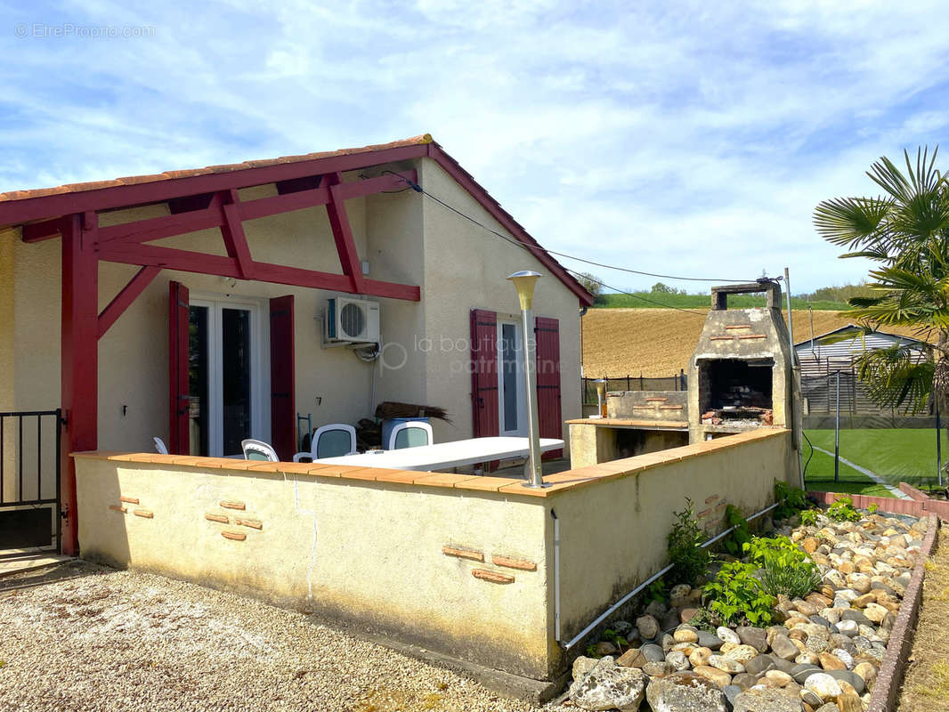 Maison à SAINTE-BAZEILLE