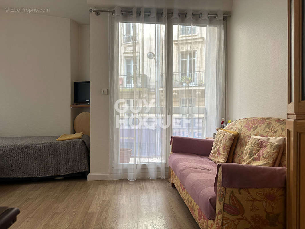 Appartement à PARIS-10E