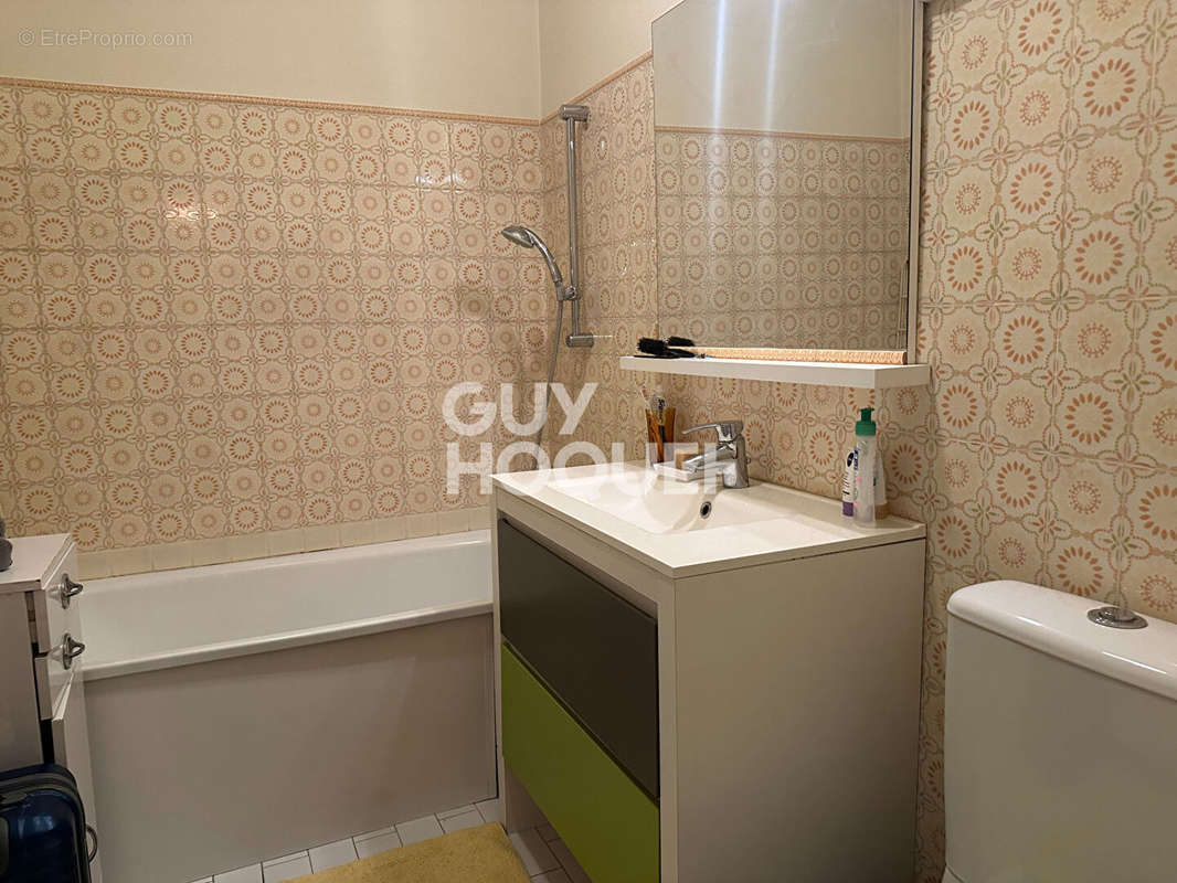 Appartement à PARIS-10E